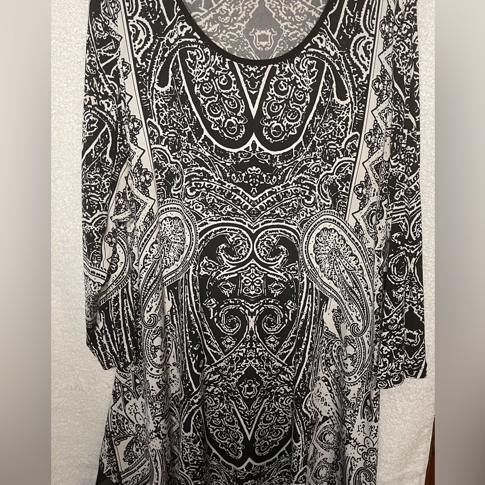 Nygard black/white print scoop neck 3/4 slv tunic